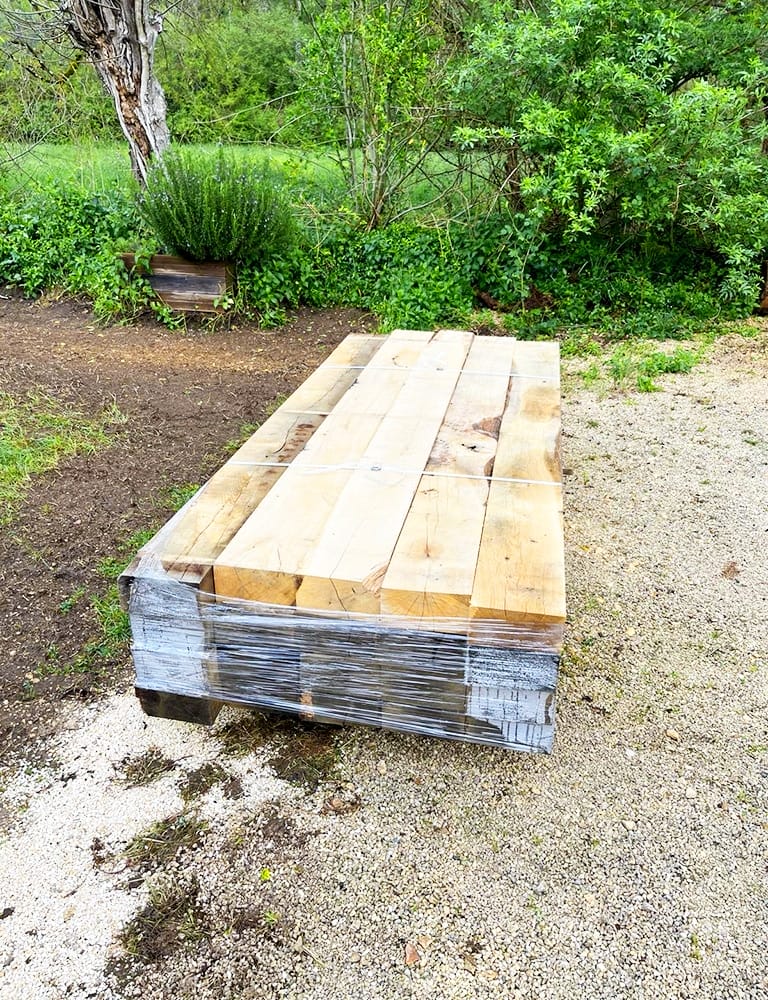 Oak sleepers Oak timber sleepers ready for the petanque court