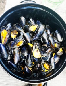 Beautiful mussels dish from the restaurant in Lalinde