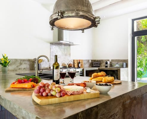 Luxury fitted kitchen Fontalbe gite luxury fitted kitchen